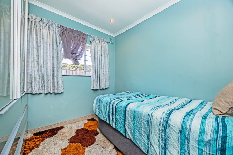 5 Bedroom Property for Sale in Panorama Western Cape